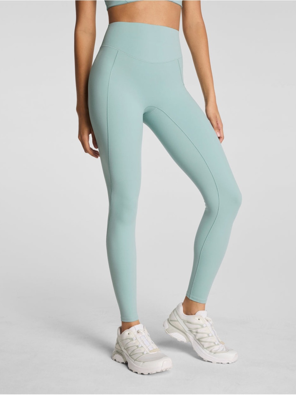 SPANXshape® PowerPlay
Full-Length Leggings
SoftPower Performance Fabric